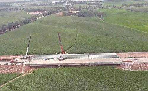 長太高速公路項目全面進入路面施工階段