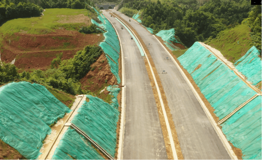 最新進(jìn)展!湖南這些重點(diǎn)高速公路項(xiàng)目迎來(lái)重要節(jié)點(diǎn)_高坪_施工_工程